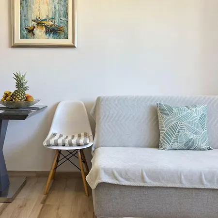 Mare-3 By Interhome Apartmán Lopar