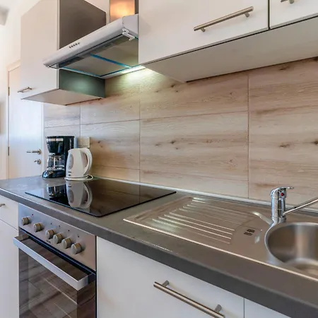 Mare-3 By Interhome Apartmán Lopar
